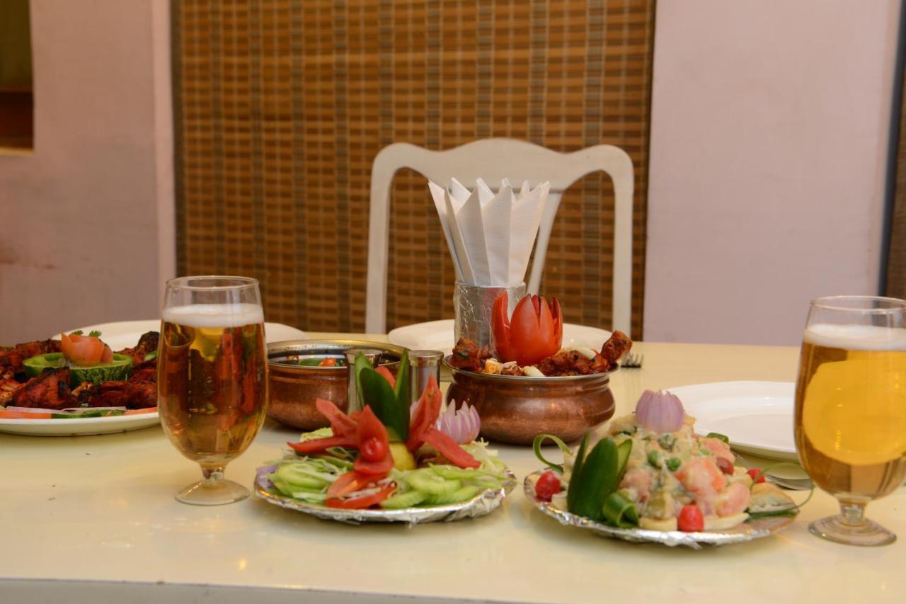 Hotel Harasar Haveli Bikaner Bagian luar foto