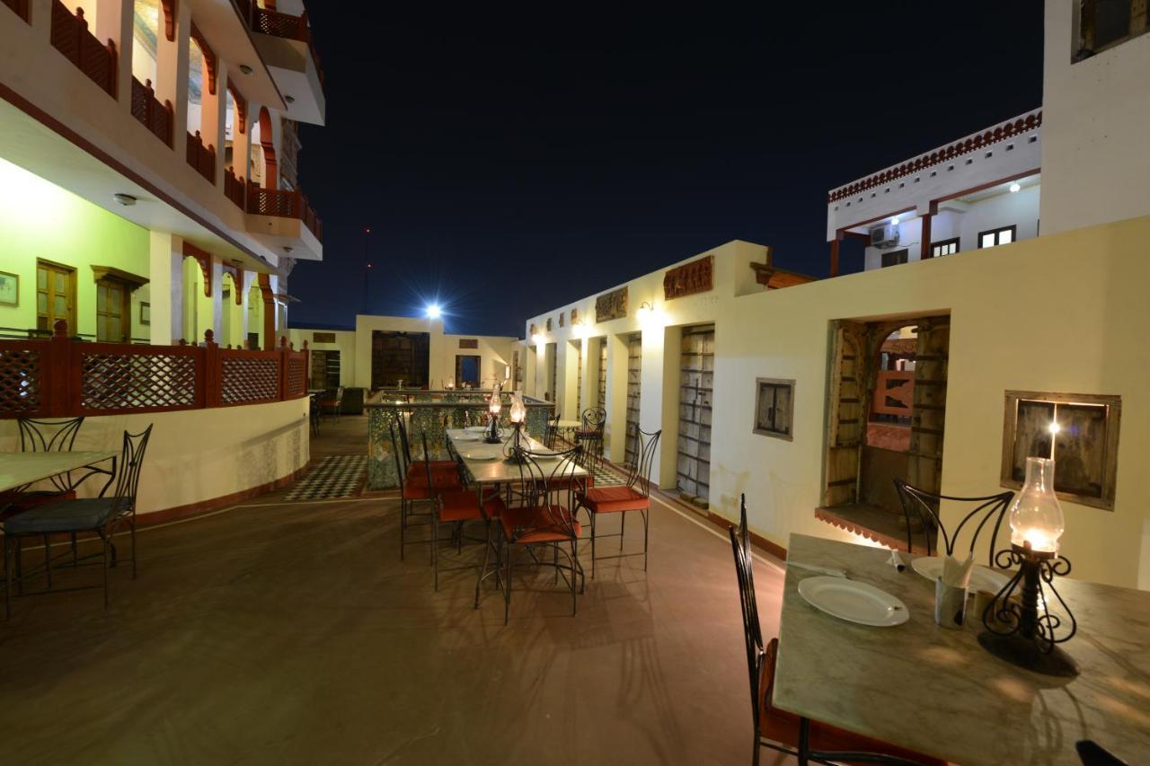 Hotel Harasar Haveli Bikaner Bagian luar foto