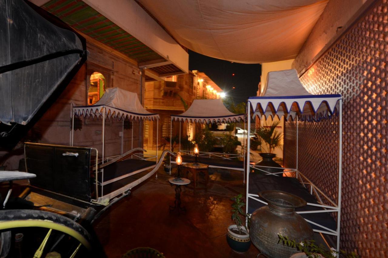 Hotel Harasar Haveli Bikaner Bagian luar foto
