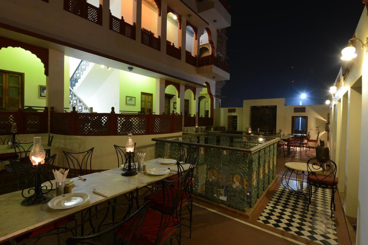 Hotel Harasar Haveli Bikaner Bagian luar foto