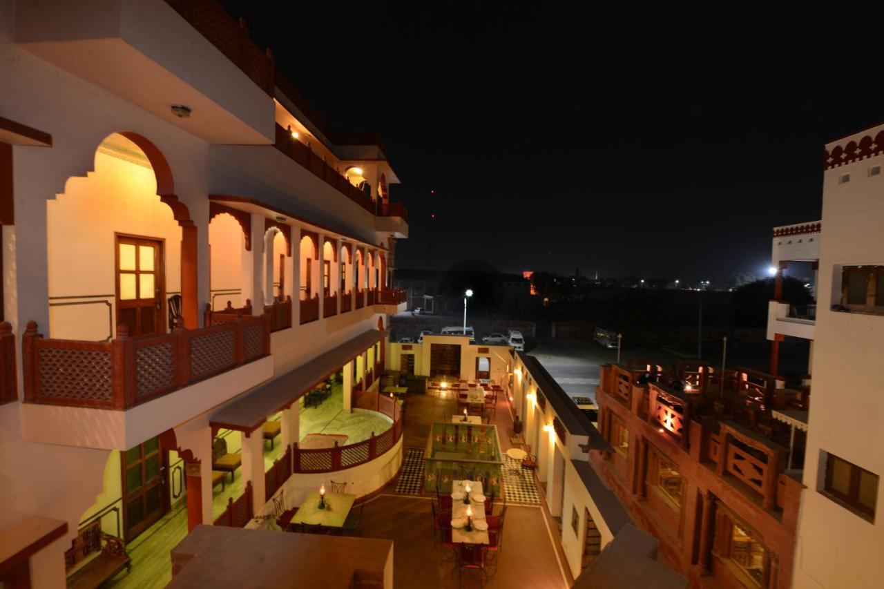 Hotel Harasar Haveli Bikaner Bagian luar foto