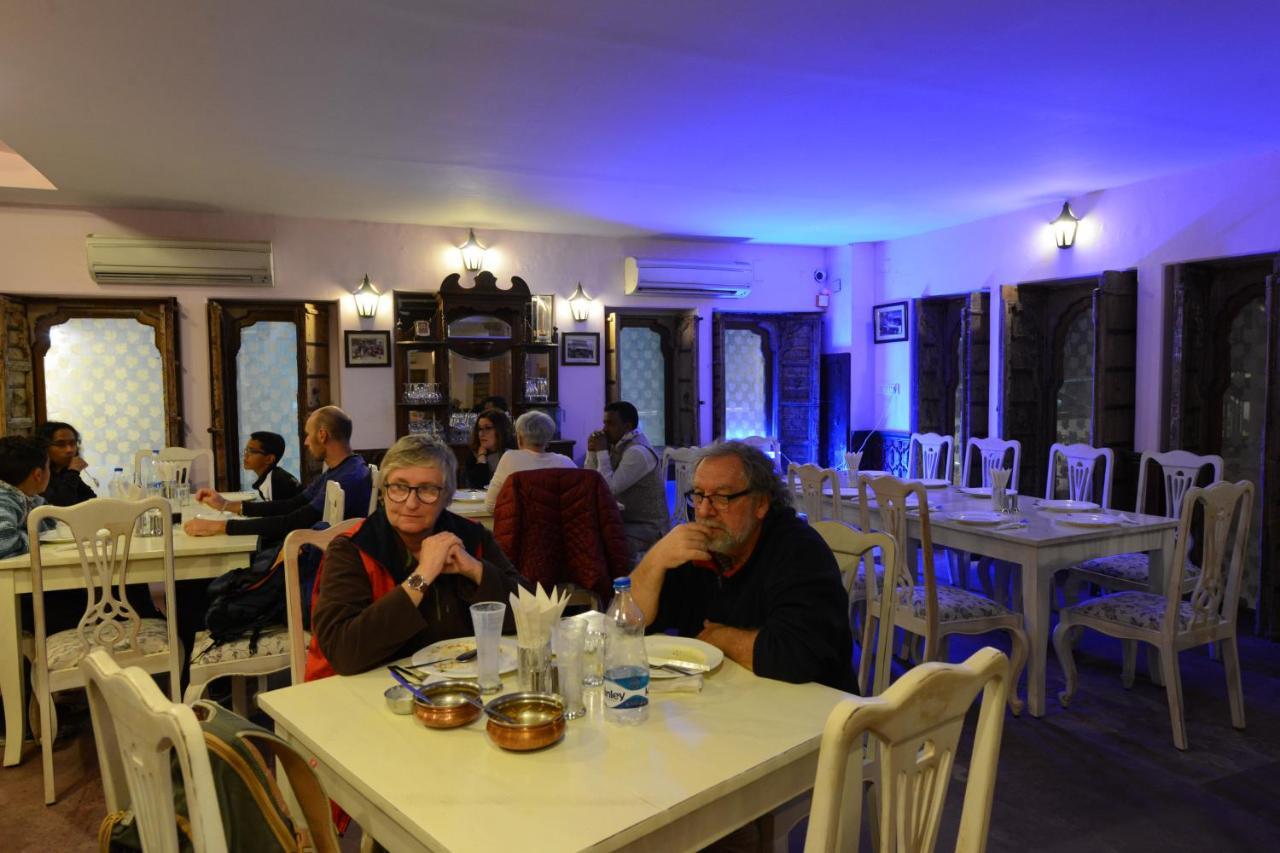 Hotel Harasar Haveli Bikaner Bagian luar foto