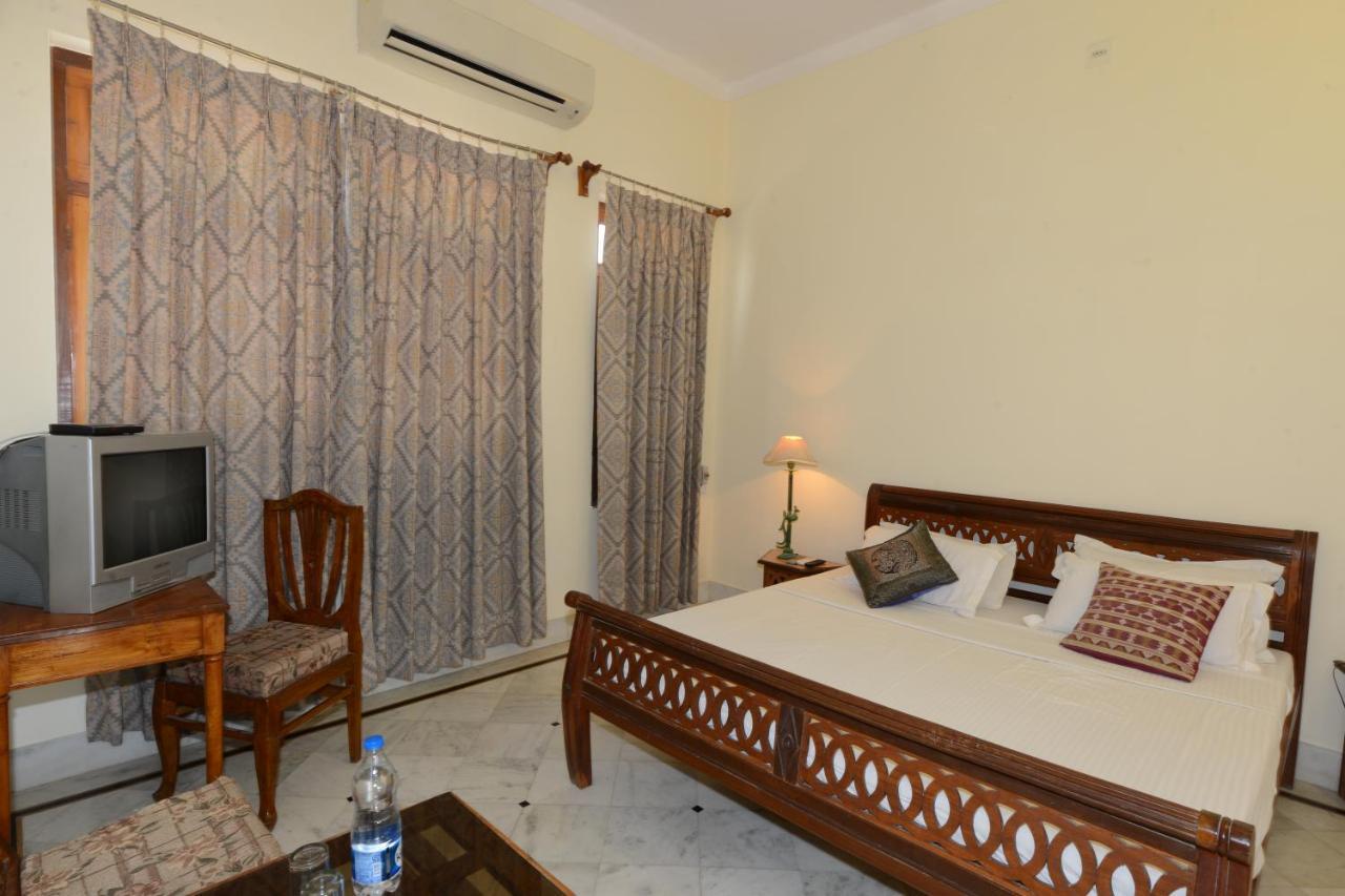 Hotel Harasar Haveli Bikaner Bagian luar foto