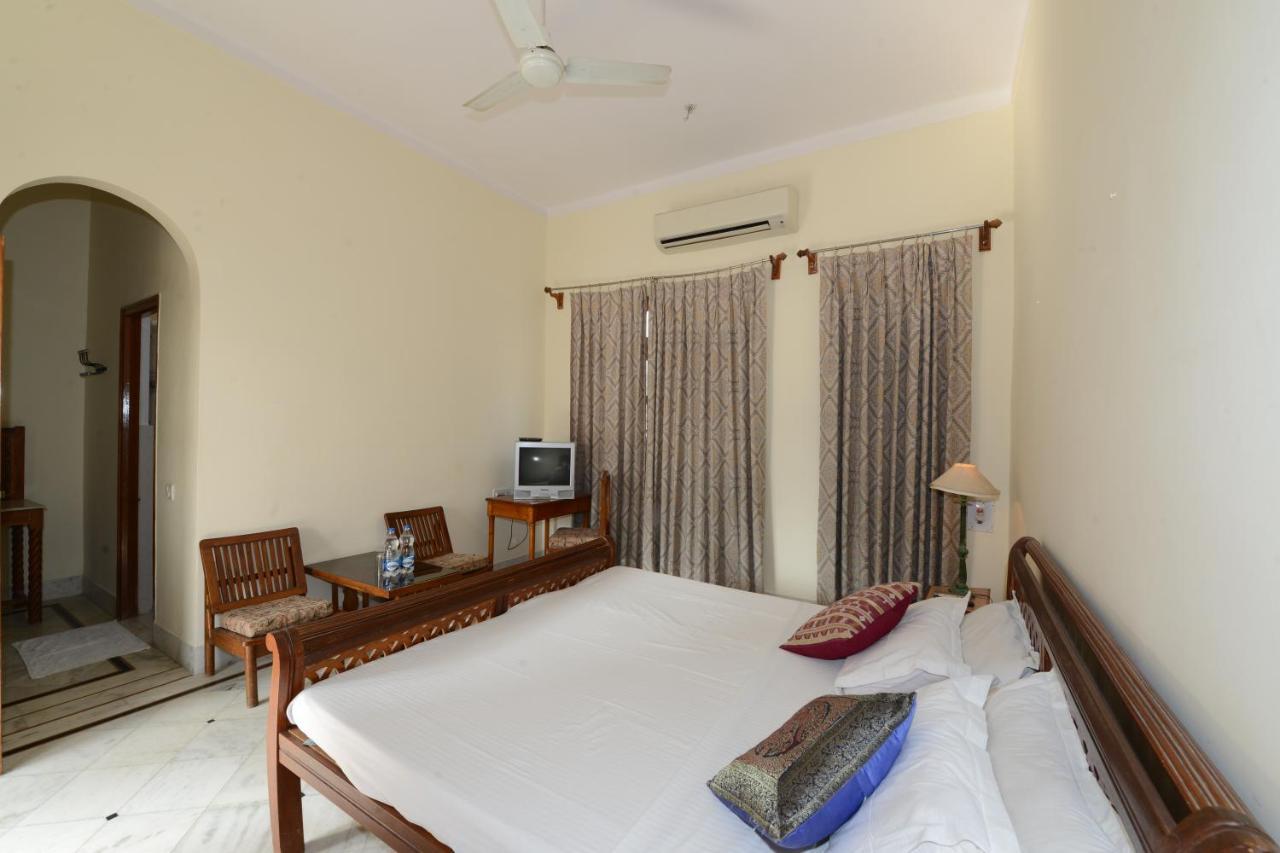Hotel Harasar Haveli Bikaner Bagian luar foto