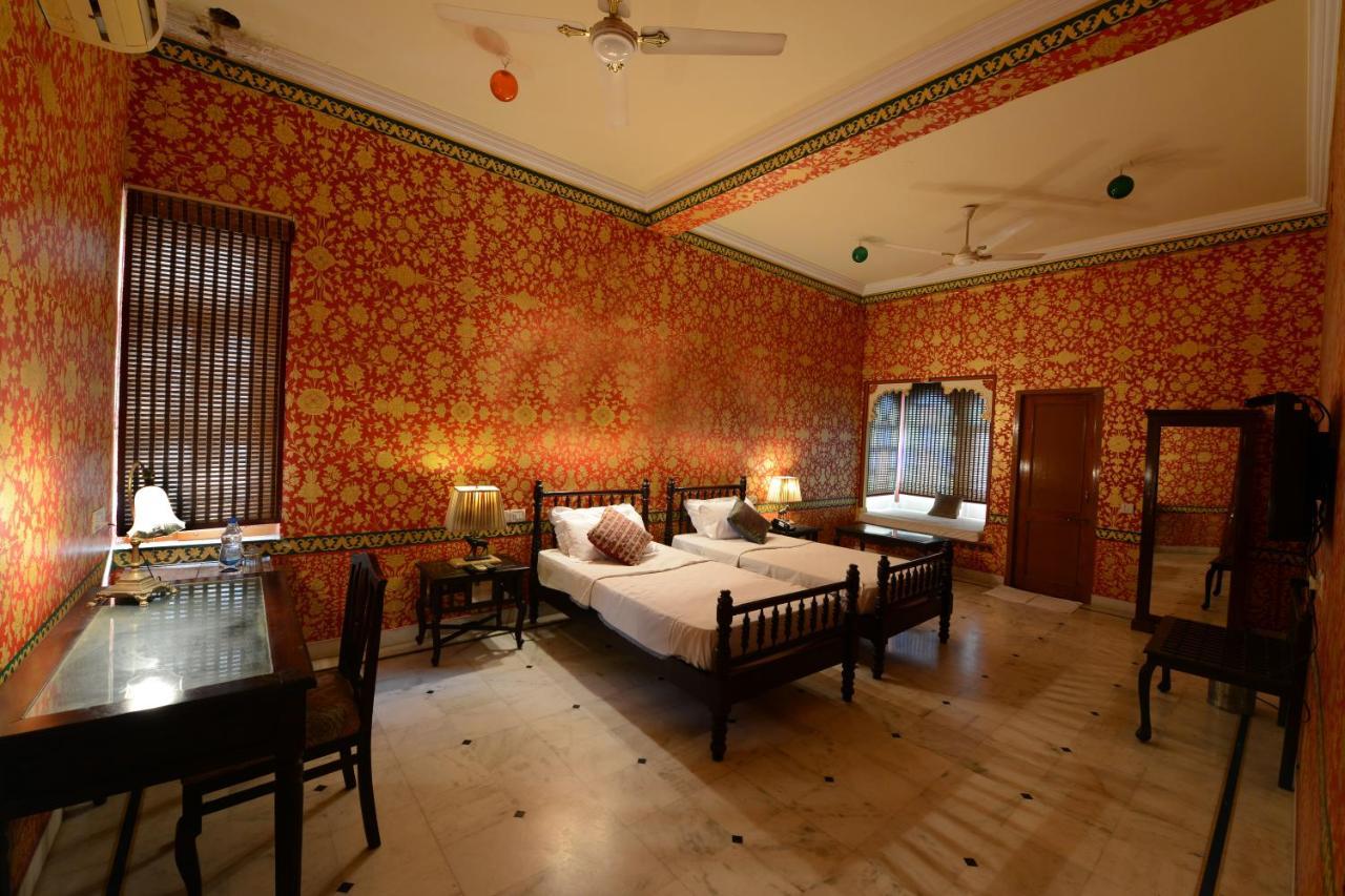 Hotel Harasar Haveli Bikaner Bagian luar foto
